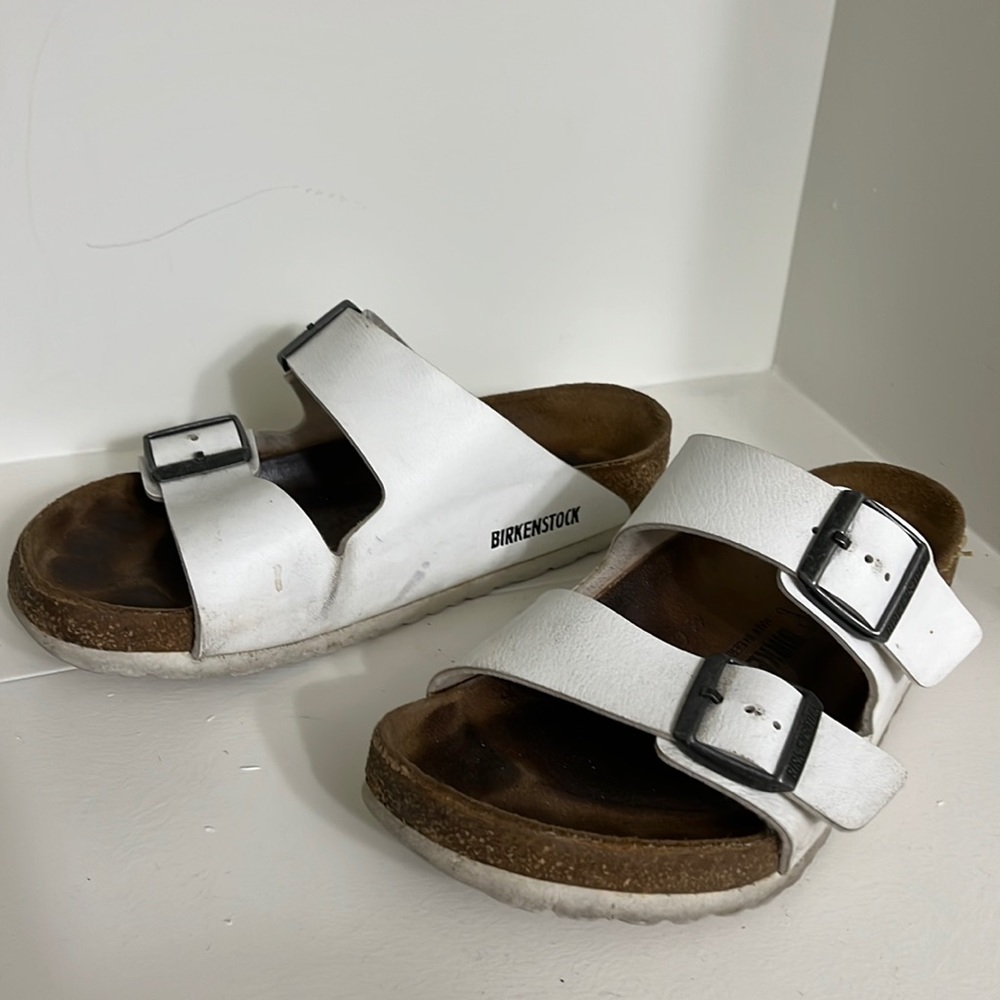 Used Birkenstock White Arizona Sandals, Sz EU 39 / US 9